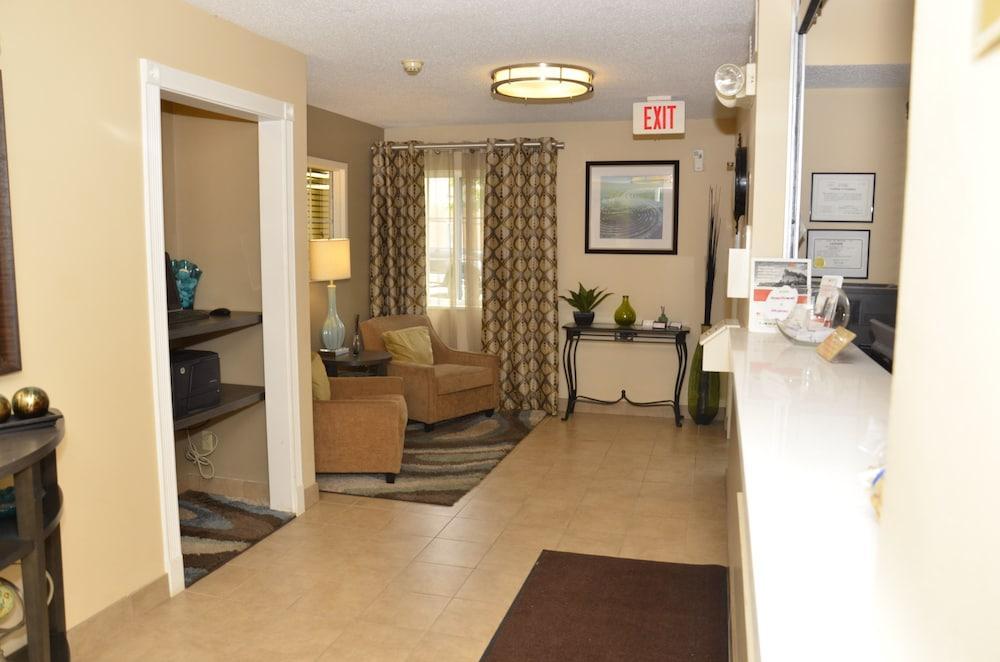 Sonesta Simply Suites Detroit Warren Exterior foto