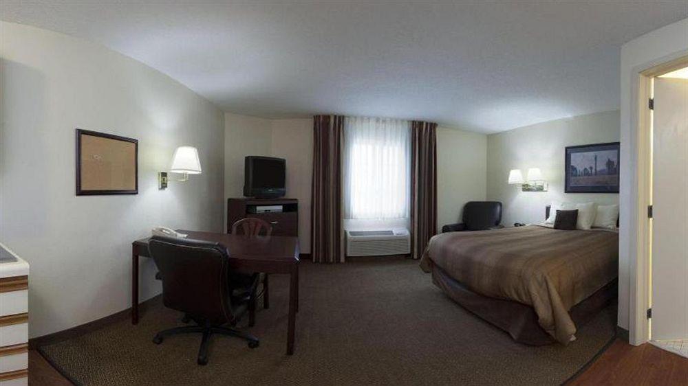 Sonesta Simply Suites Detroit Warren Exterior foto