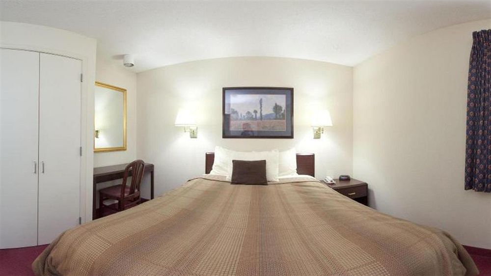 Sonesta Simply Suites Detroit Warren Exterior foto